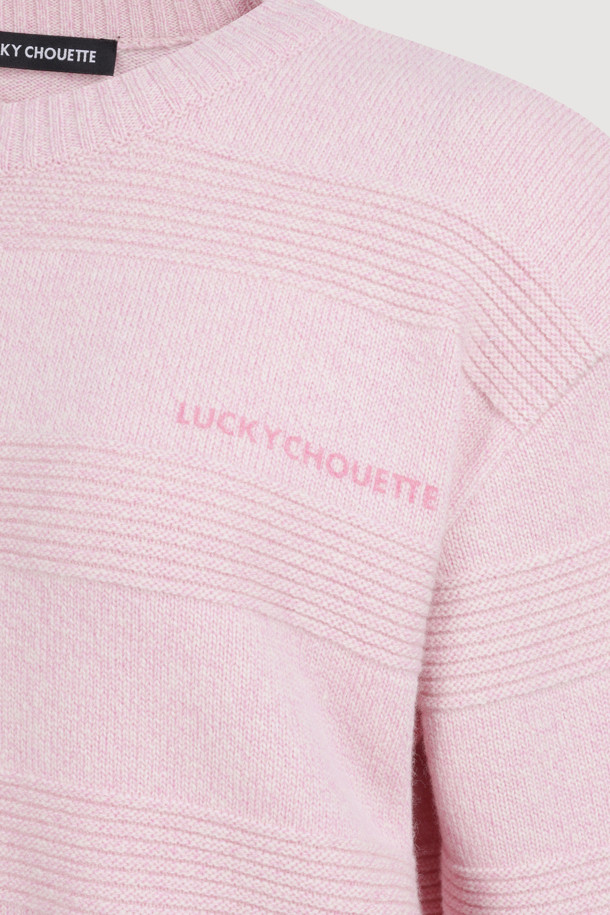 LUCKY CHOUETTE - 스웨터 - Sleeve Emblem Printed Kni Pullover (light pink)