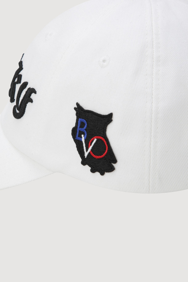 LUCKY CHOUETTE - 모자 - Lettering Ball Cap (white)