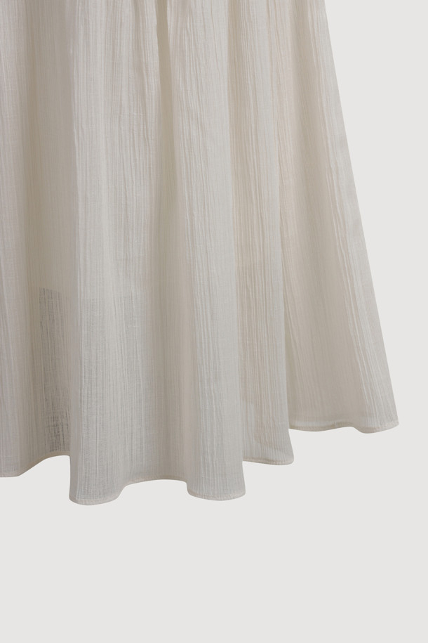 LUCKY CHOUETTE - 민소매 원피스 - Tuck Slip Dress (ivory)