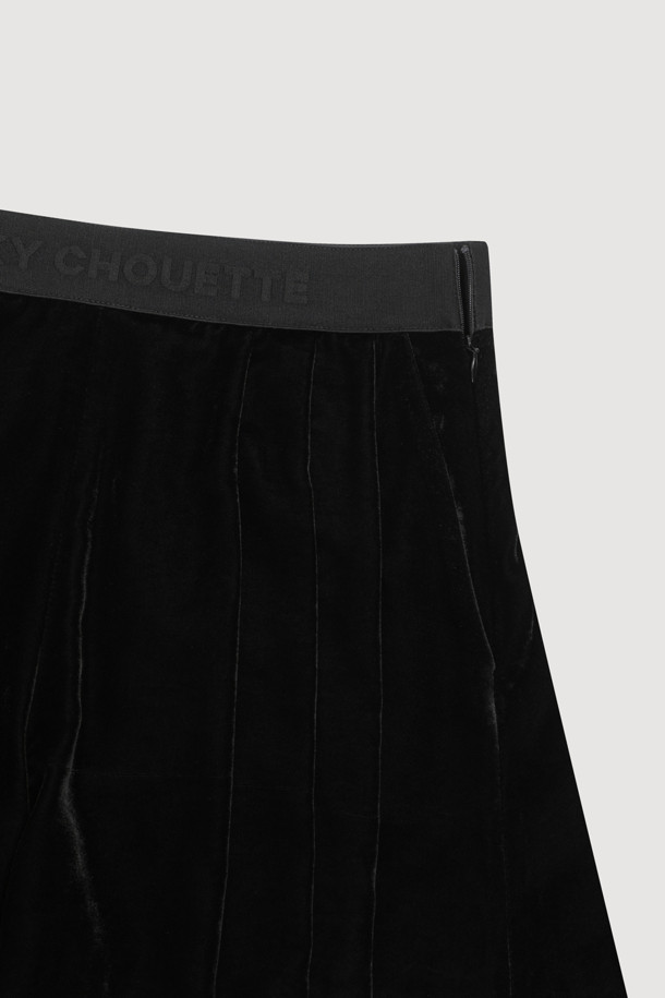 LUCKY CHOUETTE - 쇼트팬츠 - [Holiday Edition] Velvet Banded Waist Shorts (black)