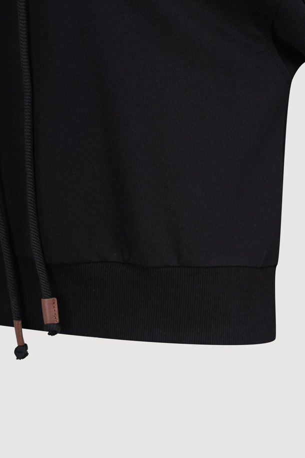 LUCKY CHOUETTE - 후디 - Embroidery Point Cropped Hoodie T-shirt (black)