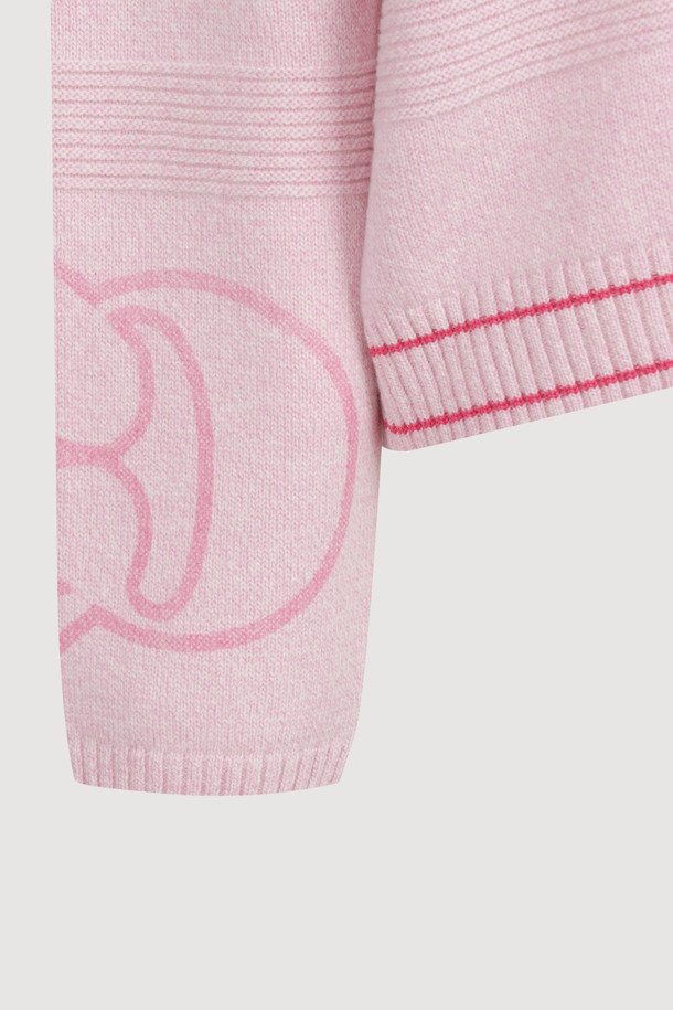 LUCKY CHOUETTE - 스웨터 - Sleeve Emblem Printed Kni Pullover (light pink)