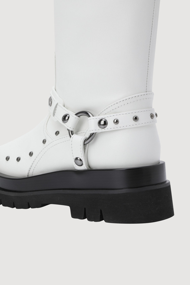 LUCKY CHOUETTE - 스니커즈 - Stud Short Boots (white)