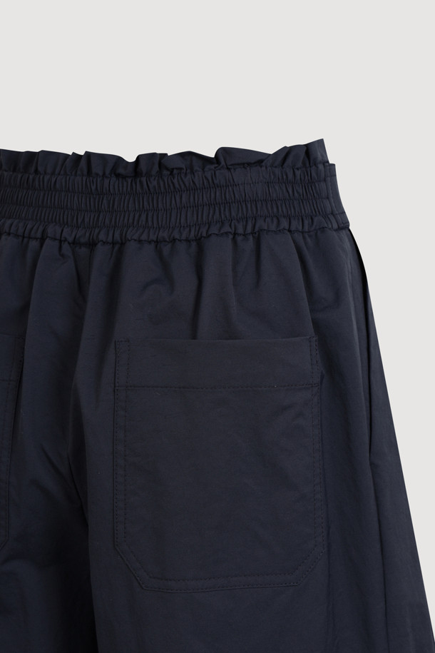 LUCKY CHOUETTE - 스커트/팬츠 - 2 Pintuck Banding Belt Wide Pants (dark navy)