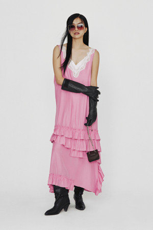 [Holiday Edition] Lace Combination Frill Slip Dress (pink)