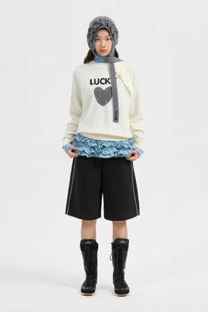 Tape Point Bermuda Shorts (black)