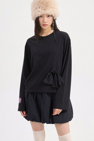 Ribbon Point Standard Fit Long Sleeve T-shirt (black)