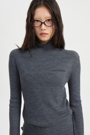 [Re-Order] Slim Fit Solid Ribbed Knit Pullover (melange grey)