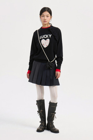 Lucky Point Frill Knit Pullover (black)