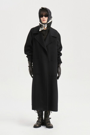 Robe Loose-fit Long Coat (black)