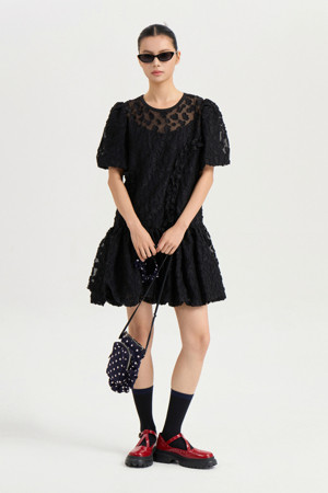 Volume Sleeve Jacquard Dress (black)