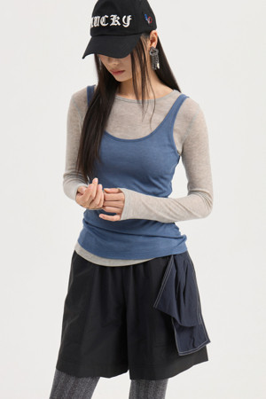 Layered Long Sleeve T-shirt (blue)