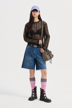 Ditsy Floral Lace Loose Fit Long Sleeve T-shirt (black)