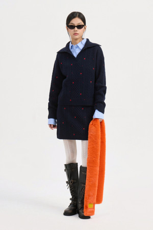 Cable Embroidery Knit Skirt (dark navy)