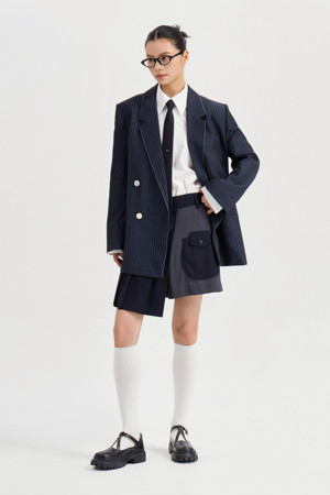 Material Mix Pleats Shorts (dark navy)