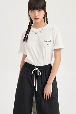 Lettering Point Loose Fit Half Sleeve T-shirt (white)