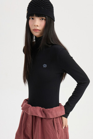 [Re-Order] Ribbed Turtle Neck Long Sleeve T-shirt (black)