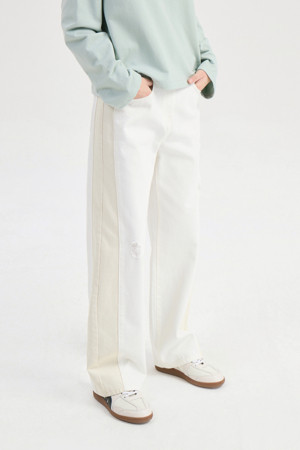 Waist Coloring Cocoon Fit Denim Pants (ivory)