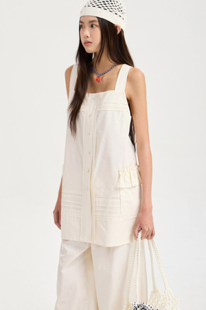 Sleeveless Pin Tuck Blouse (ivory)