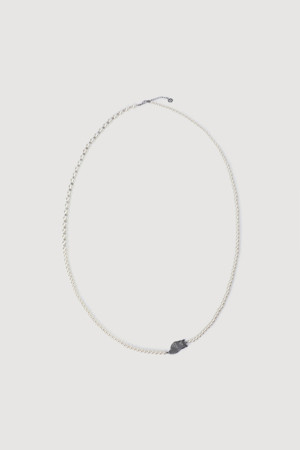 [Holiday Edition] Pearl Decorated Long Necklace (silver)