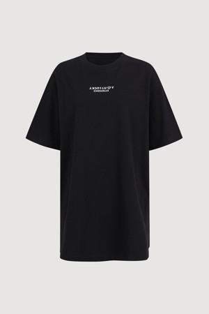 Solid Logo Long Short-sleeved T-Shirt