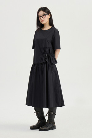 Ribbon Point Short-Sleeved Long Dress (black)