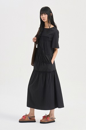 Front Shirring Short Sleeve Long Dress (black)