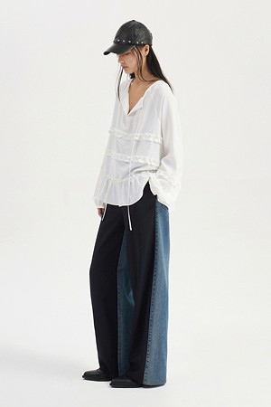 Frill Detail Round Neck Blouse (ivory)