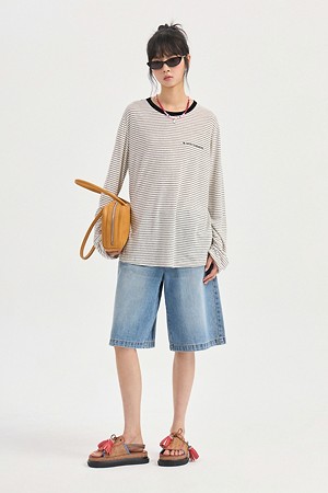 Lettering Point Stripe Long Sleeve T-shirt (black)