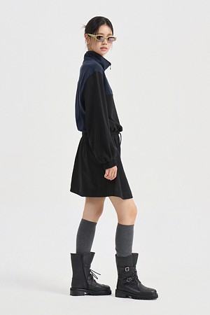 Color Block High-Neck Fleece Dress (black)