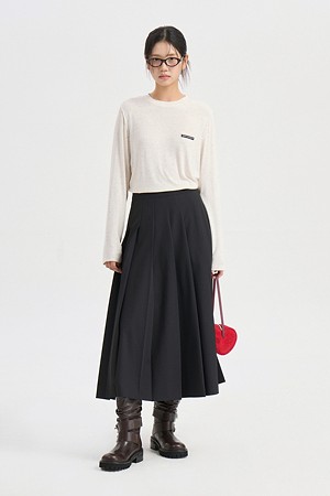 Pleated Long Skirt (black)