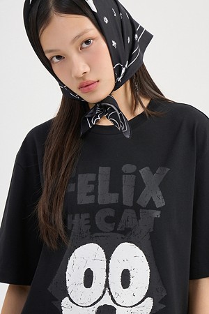 [FELIX X LUCKY CHOUETTE] Felix Print Short Sleeve T-Shirt (black)