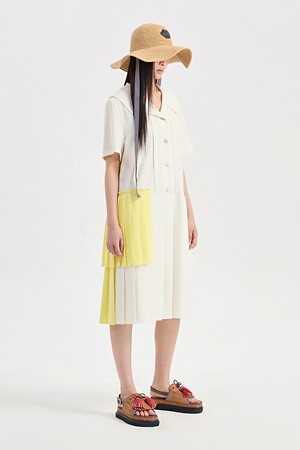 Color Mix Pleated Collar Dress (ivory)