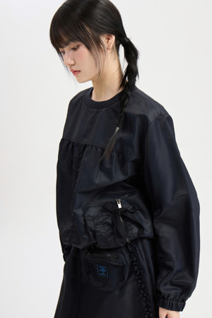 Round Neck Blouse (black)