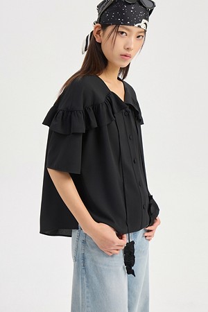 Ruffle Point Poly Short Sleeve Blouse (black)