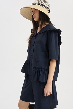 Ruffle Point Collar Blouse (dark navy)