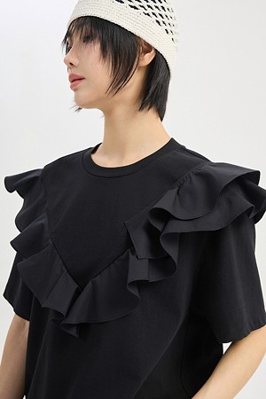 Woven Ruffled Short Sleeve T-shirt (black)