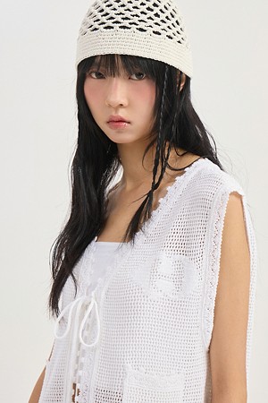 Squash Knit Vest (ivory)
