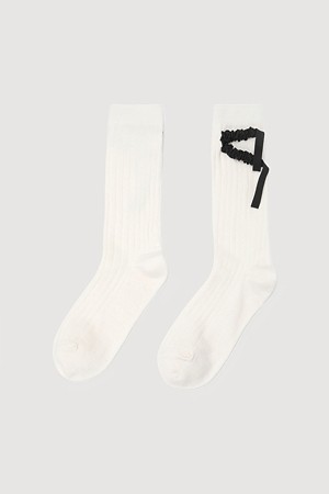 Ruffle Decorative Socks (ivory)