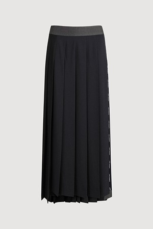 Pleated Long Skirt