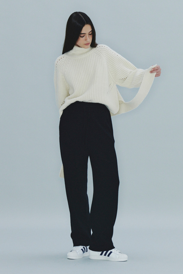 LE CASHMERE - 스웨터 - String Turtleneck