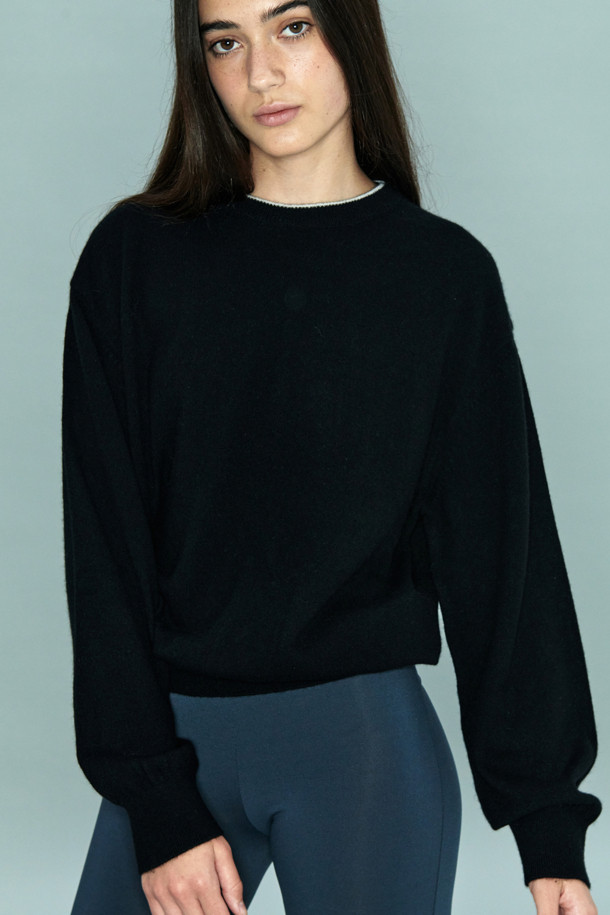 LE CASHMERE - 스웨터 - Circle Oversized Sweater