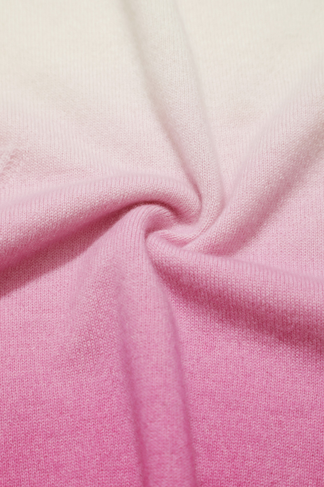 LE CASHMERE - 스웨터 - Soft Gradation Sweater (Pink)