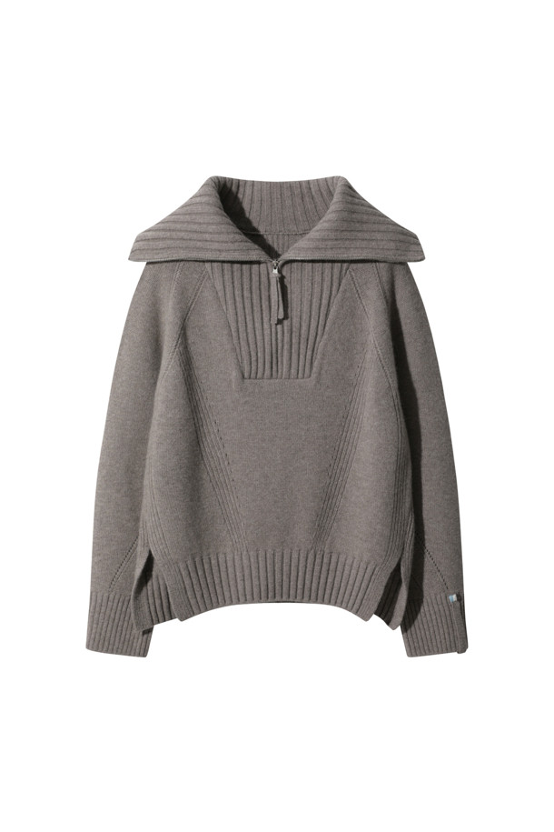 LE CASHMERE - 스웨터 - Wide Collar Sweater (Camel Beige)