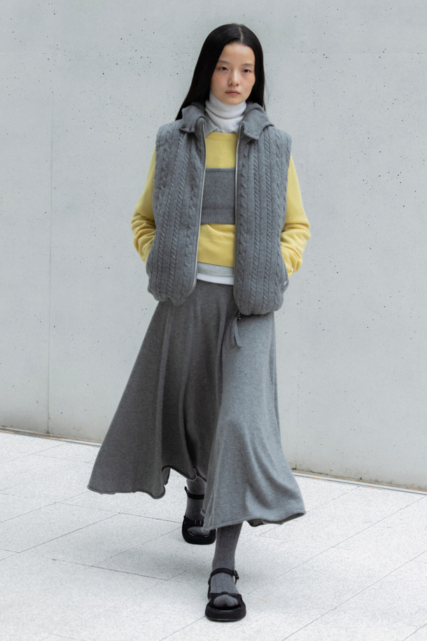 LE CASHMERE - 롱스커트 - Long Flare Skirt (Gray)