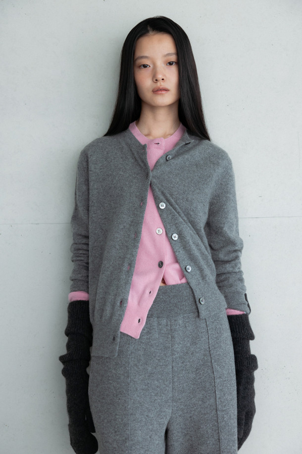 LE CASHMERE - 가디건 - Button Basic Cardigan (Pink)