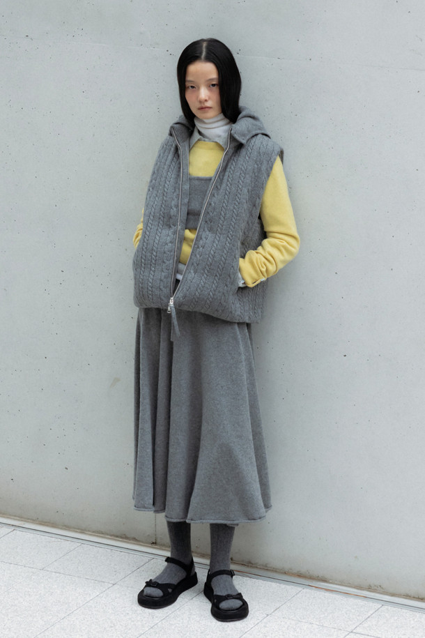 LE CASHMERE - 베스트 - Cashmere Cable Vest (Gray)