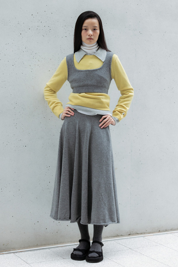 LE CASHMERE - 스웨터 - Basic Polo Sweater (Light Gray)