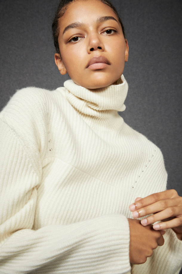 LE CASHMERE - 스웨터 - Chunky Snow Turtleneck (White)