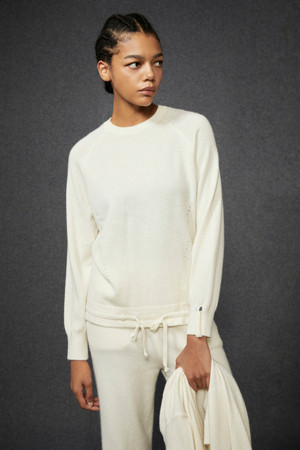 String Sweater (White)